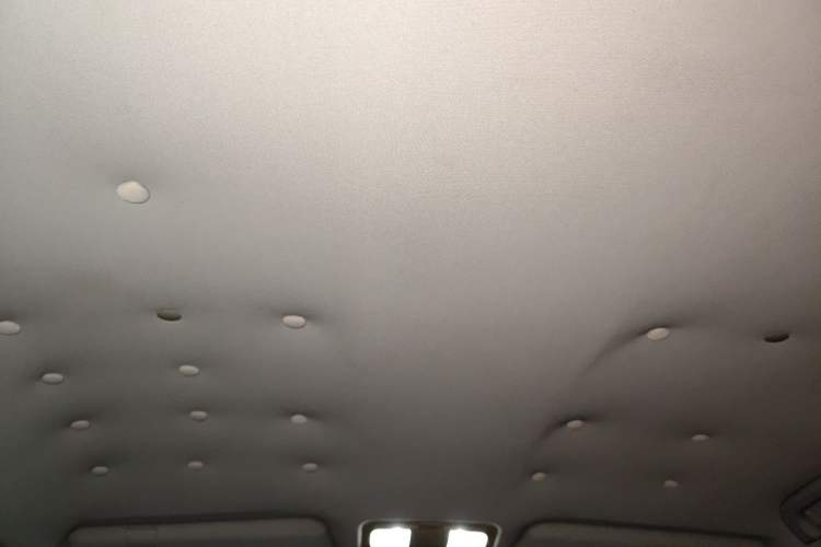 Used Geely Auto GX7 2014 1.8L Manual Value Edition Headliner