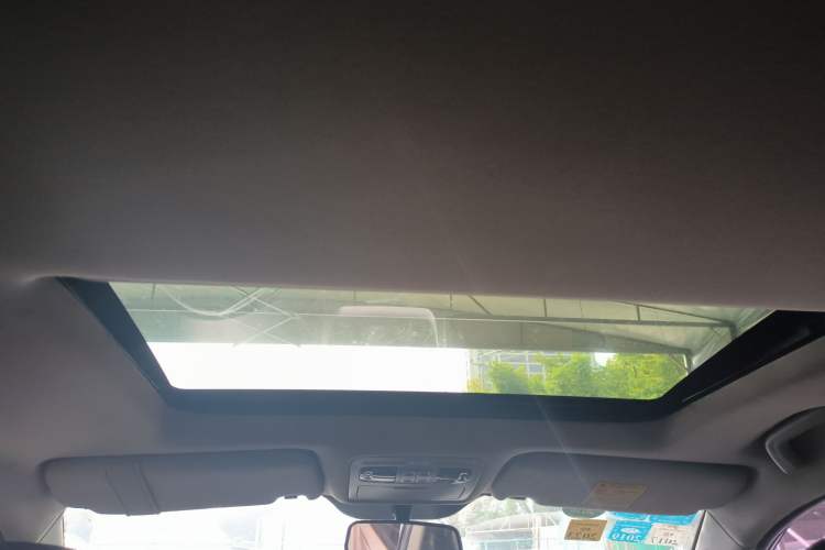Used Geely Auto GX7 2014 1.8L Manual Value-Added Sunroof Edition Headliner