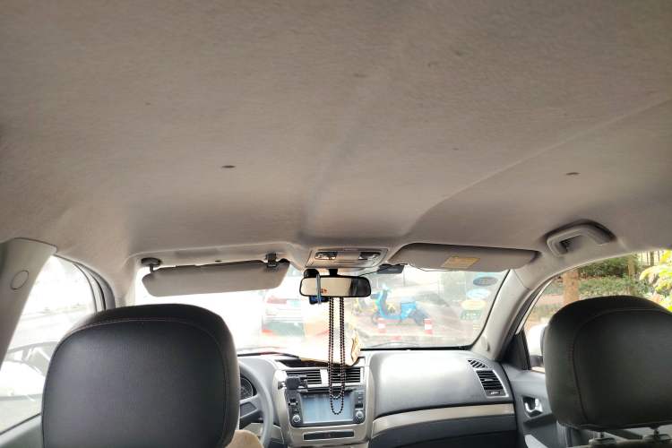 Used Geely Auto GX7 2014 1.8L Manual Value Edition Headliner
