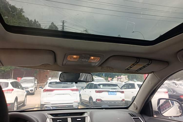 Used Geely Auto GX7 2014 1.8L Manual Value-Added Sunroof Edition Headliner