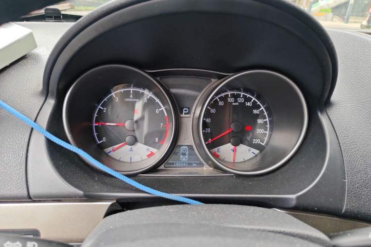 Used Geely Auto GX7 2014 2.0L Automatic Value Edition Instrument Cluster