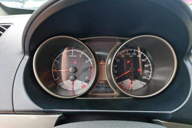 Used Geely Auto GX7 2014 2.0L Automatic Prestige Edition Instrument Cluster