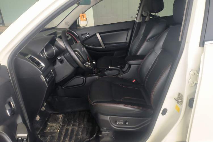 Used Geely Auto GX7 2014 2.0L Manual Luxury Version Left Front Seat