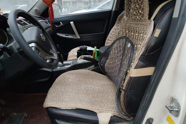 Used Geely Auto GX7 2014 2.0L Automatic Prestige Version China V Standard Left Front Seat