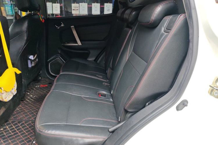 Used Geely Auto GX7 2014 2.0L Automatic Value Edition Left Rear Seat
