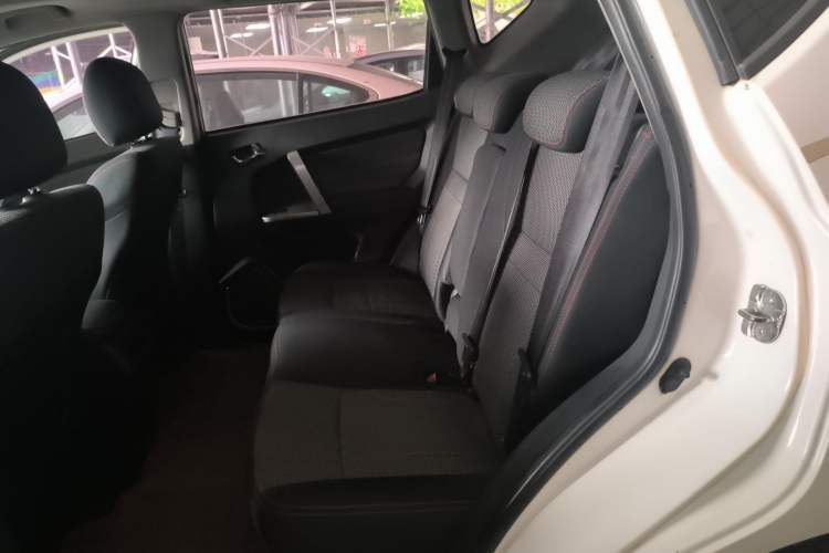 Used Geely Auto GX7 2014 1.8L Manual Value-Added Sunroof Edition Left Rear Seat
