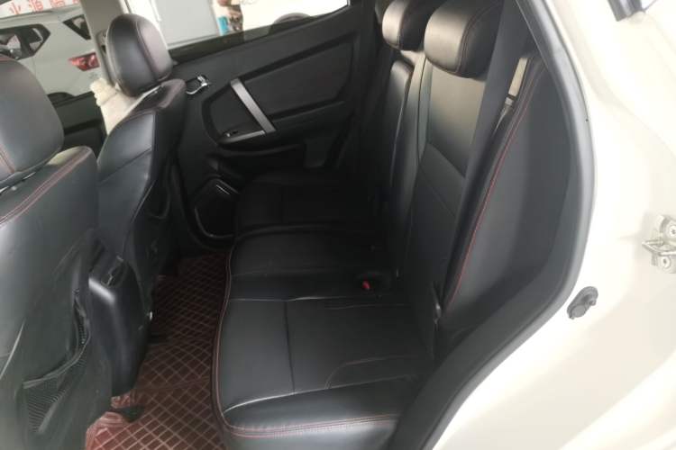 Used Geely Auto GX7 2014 2.0L Automatic Prestige Edition Left Rear Seat