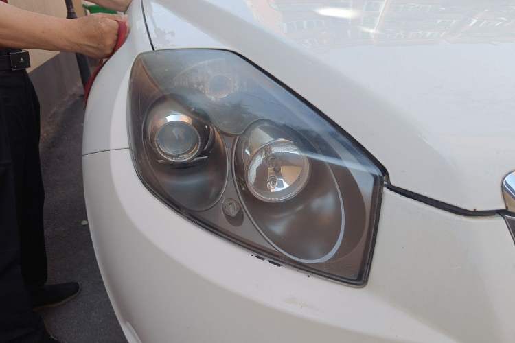 Used Geely Auto GX7 2014 2.4L Automatic Prestige Edition Right Front Headlight