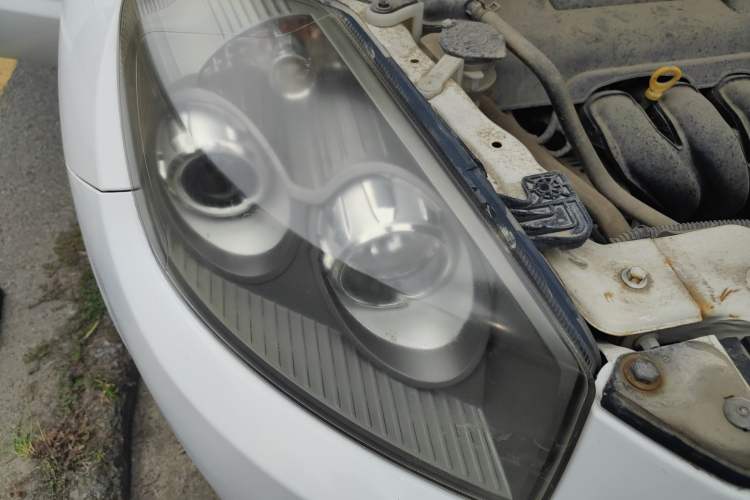 Used Geely Auto GX7 2014 1.8L Manual Value Edition Right Front Headlight