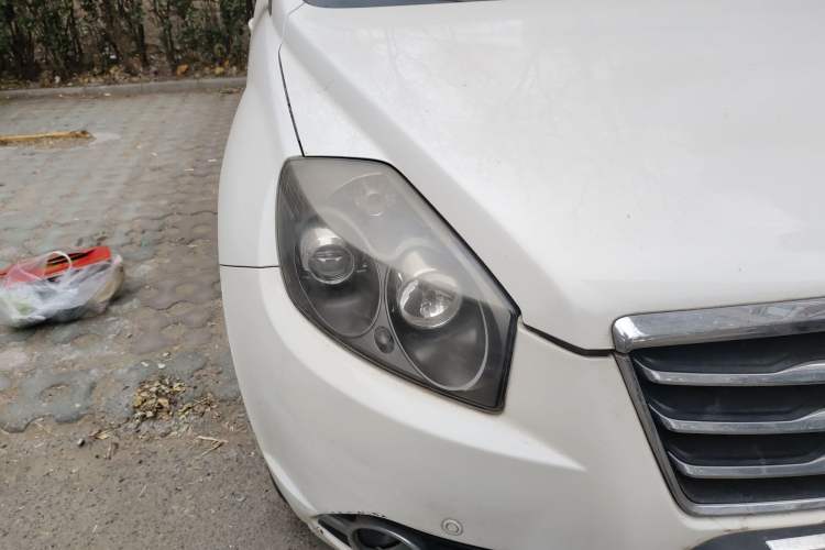 Used Geely Auto GX7 2014 2.0L Automatic Prestige Version China V Standard Right Front Headlight