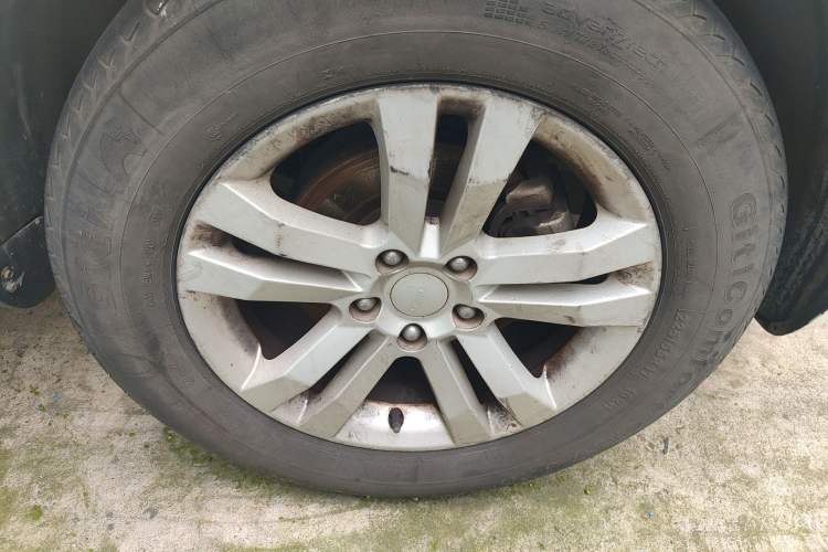 Used Geely Auto GX7 2014 1.8L Manual Value Edition Right Front Wheel Hub