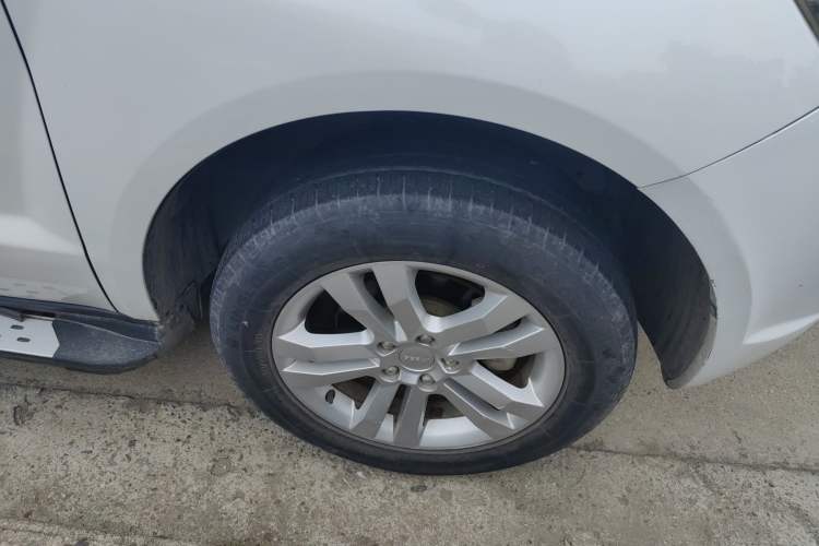 Used Geely Auto GX7 2014 1.8L Manual Value Edition Right Front Wheel Hub