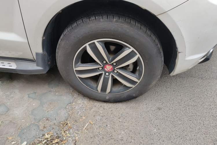 Used Geely Auto GX7 2014 2.0L Automatic Prestige Version China V Standard Right Front Wheel Hub