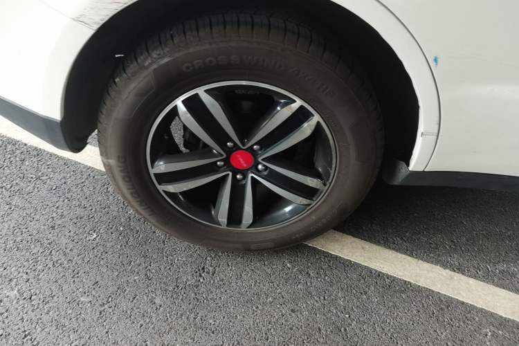 Used Geely Auto GX7 2014 2.0L Automatic Prestige Edition Right Rear Wheel Hub