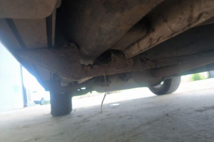 Used Geely Auto GX7 2014 2.0L Manual Luxury Version Right Side Sill