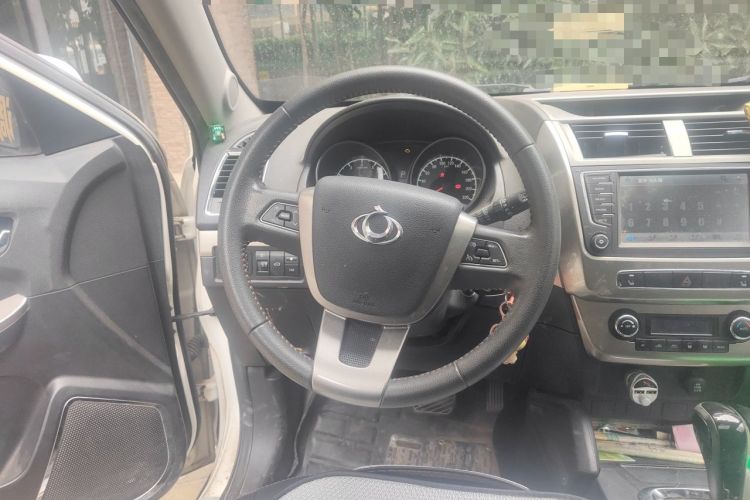 Used Geely Auto GX7 2014 2.0L Automatic Prestige Version China V Standard Steering Wheel