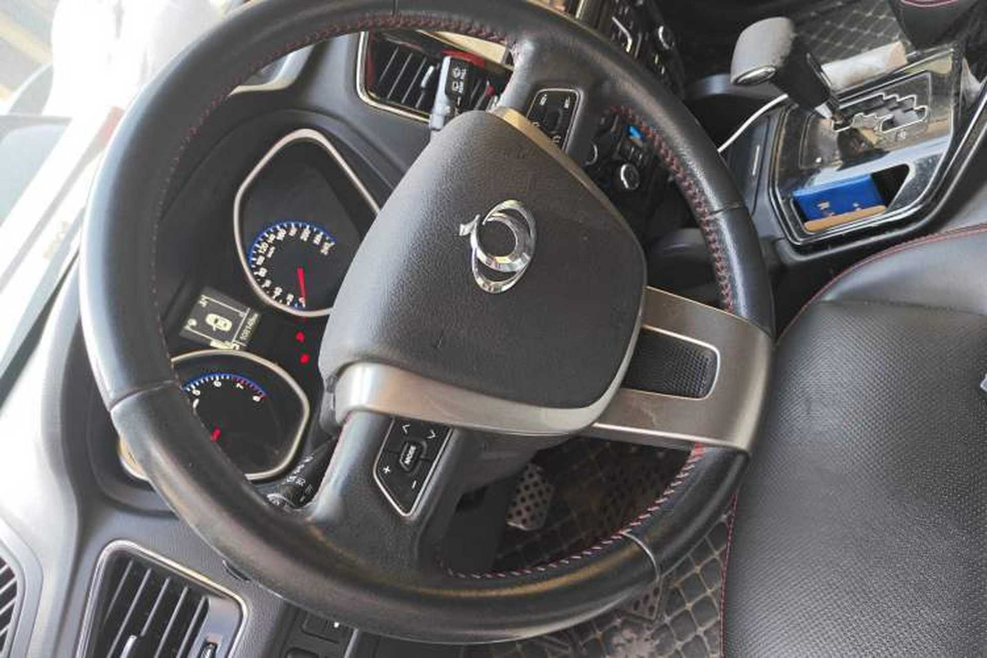 Used Geely Auto GX7 2014 2.0L Automatic Prestige Edition Steering Wheel