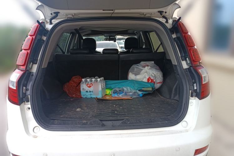 Used Geely Auto GX7 2014 2.0L Automatic Prestige Edition Trunk