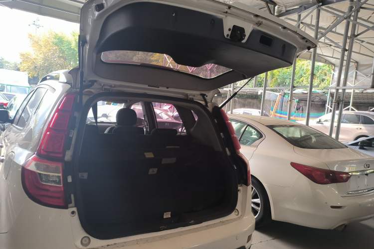 Used Geely Auto GX7 2014 1.8L Manual Value-Added Sunroof Edition Trunk