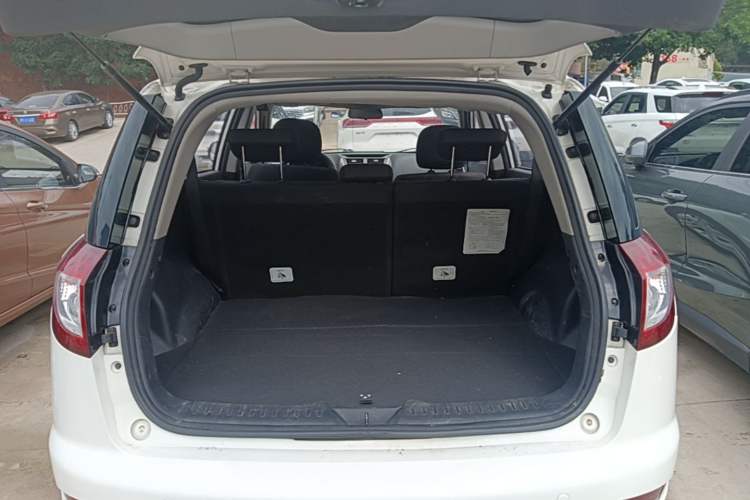 Used Geely Auto GX7 2014 1.8L Manual Value-Added Sunroof Edition Trunk