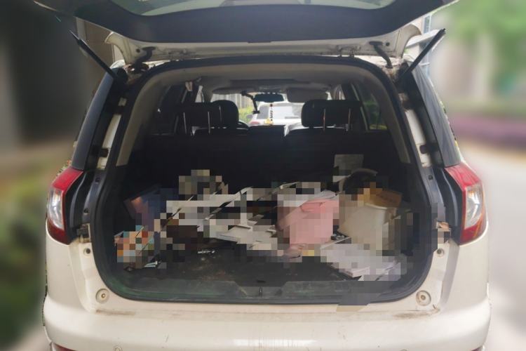 Used Geely Auto GX7 2014 2.0L Manual Luxury Version Trunk