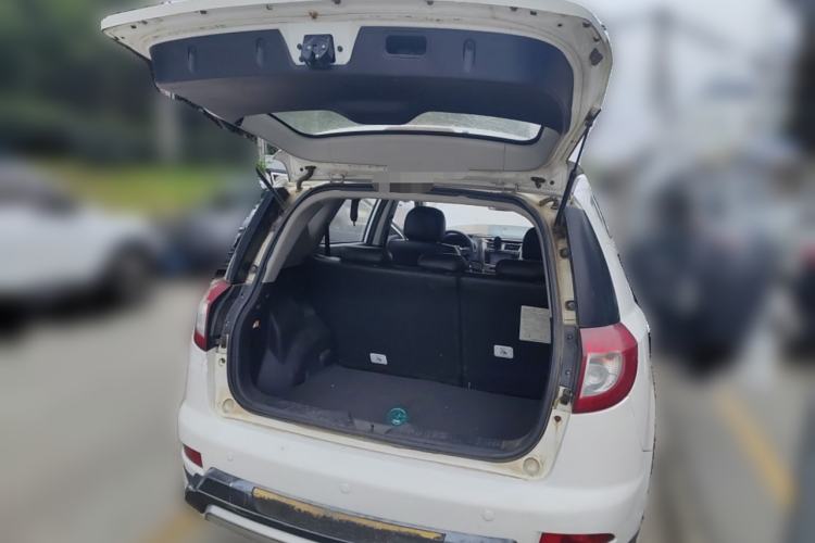 Used Geely Auto GX7 2014 1.8L Manual Value Edition Trunk