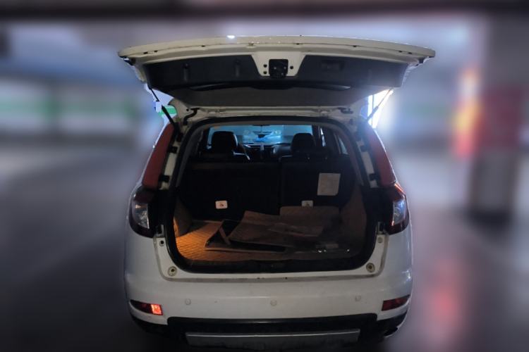 Used Geely Auto GX7 2014 1.8L Manual Entry-Level Model Trunk