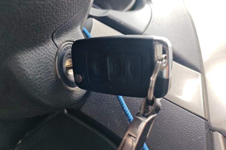 Used Geely Auto GX7 2014 2.0L Automatic Value Edition Vehicle Key