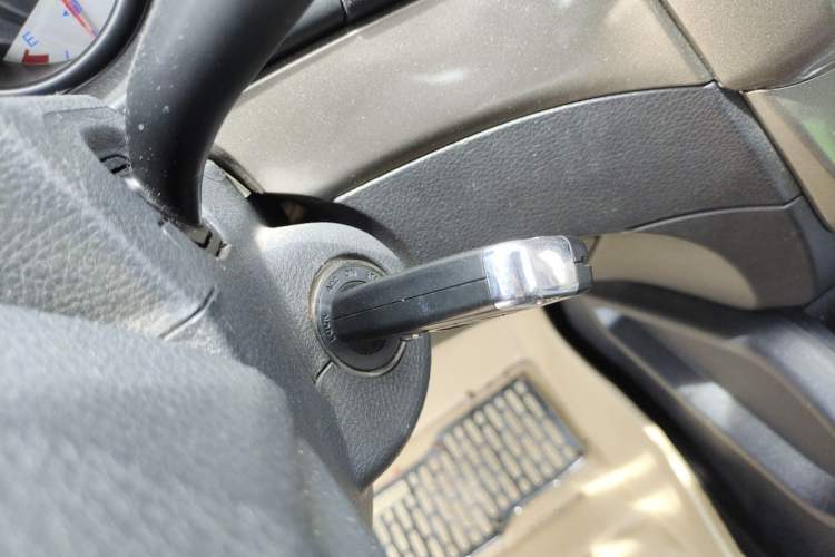 Used Geely Auto GX7 2014 2.0L Automatic Value Edition Vehicle Key