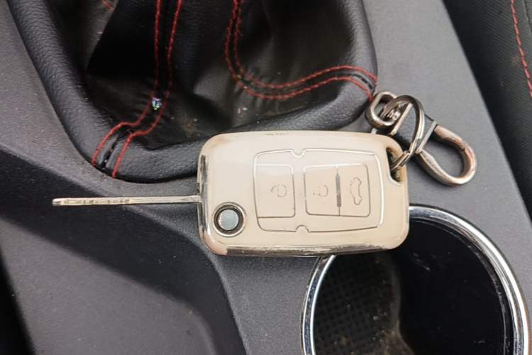 Used Geely Auto GX7 2014 1.8L Manual Value-Added Sunroof Edition Vehicle Key