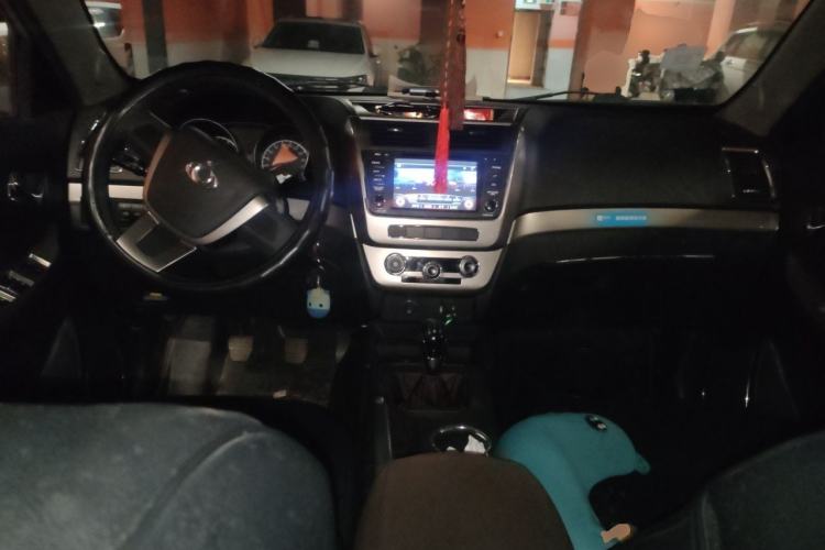 Used Geely Auto GX7 2014 1.8L Manual Value Edition Center Console