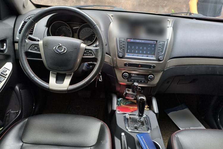 Used Geely Auto GX7 2014 2.0L Automatic Prestige Version China V Standard Center Console