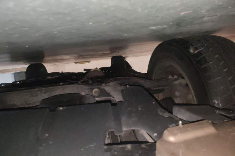 Used Geely Auto GX7 2014 1.8L Manual Value Edition Chassis Front Right