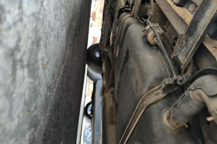 Used Geely Auto GX7 2014 2.0L Automatic Prestige Version China V Standard Chassis Rear Left