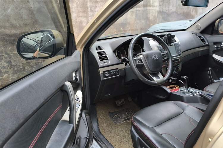 Used Geely Auto GX7 2014 2.0L Automatic Prestige Version China V Standard Driver Seat