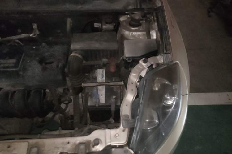Used Geely Auto GX7 2014 1.8L Manual Value Edition Engine Bay Left