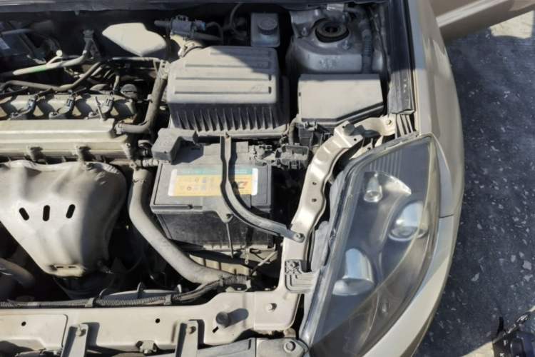 Used Geely Auto GX7 2014 2.0L Automatic Value Edition Engine Bay Left