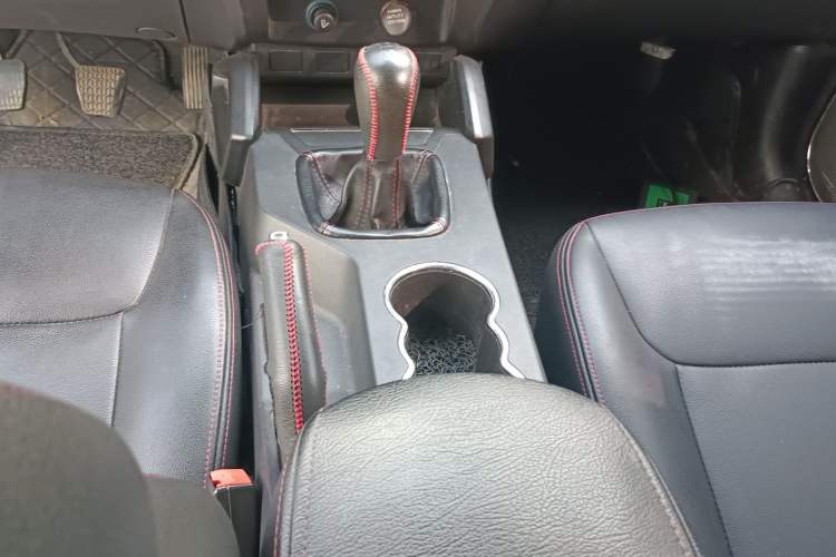 Used Geely Auto GX7 2014 1.8L Manual Value-Added Sunroof Edition Gear Lever