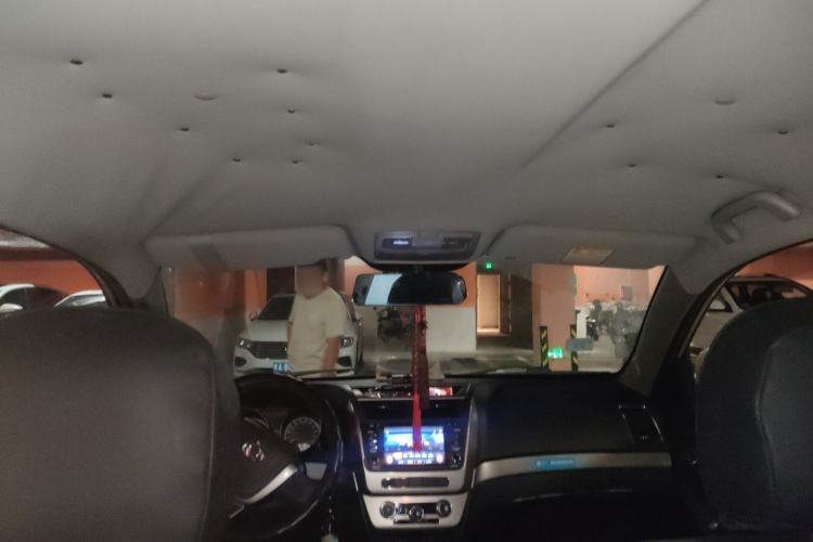 Used Geely Auto GX7 2014 1.8L Manual Value Edition Headliner