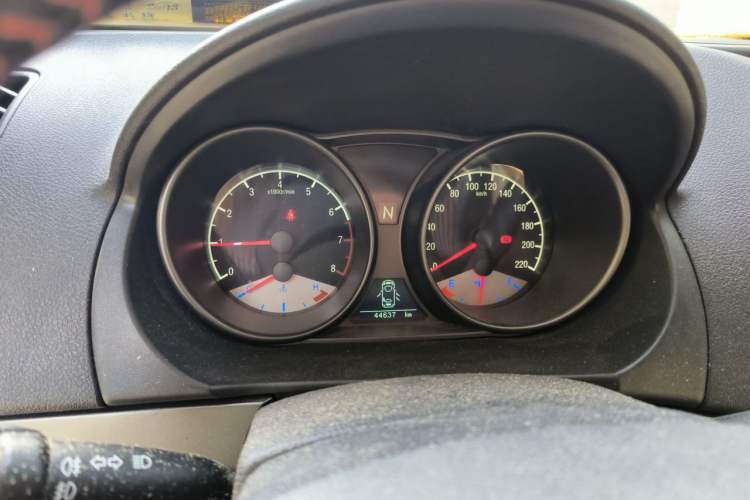 Used Geely Auto GX7 2014 2.0L Automatic Prestige Edition Instrument Cluster