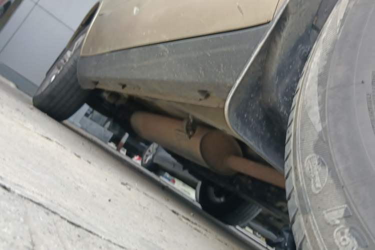 Used Geely Auto GX7 2014 1.8L Manual Value-Added Sunroof Edition Right Side Sill