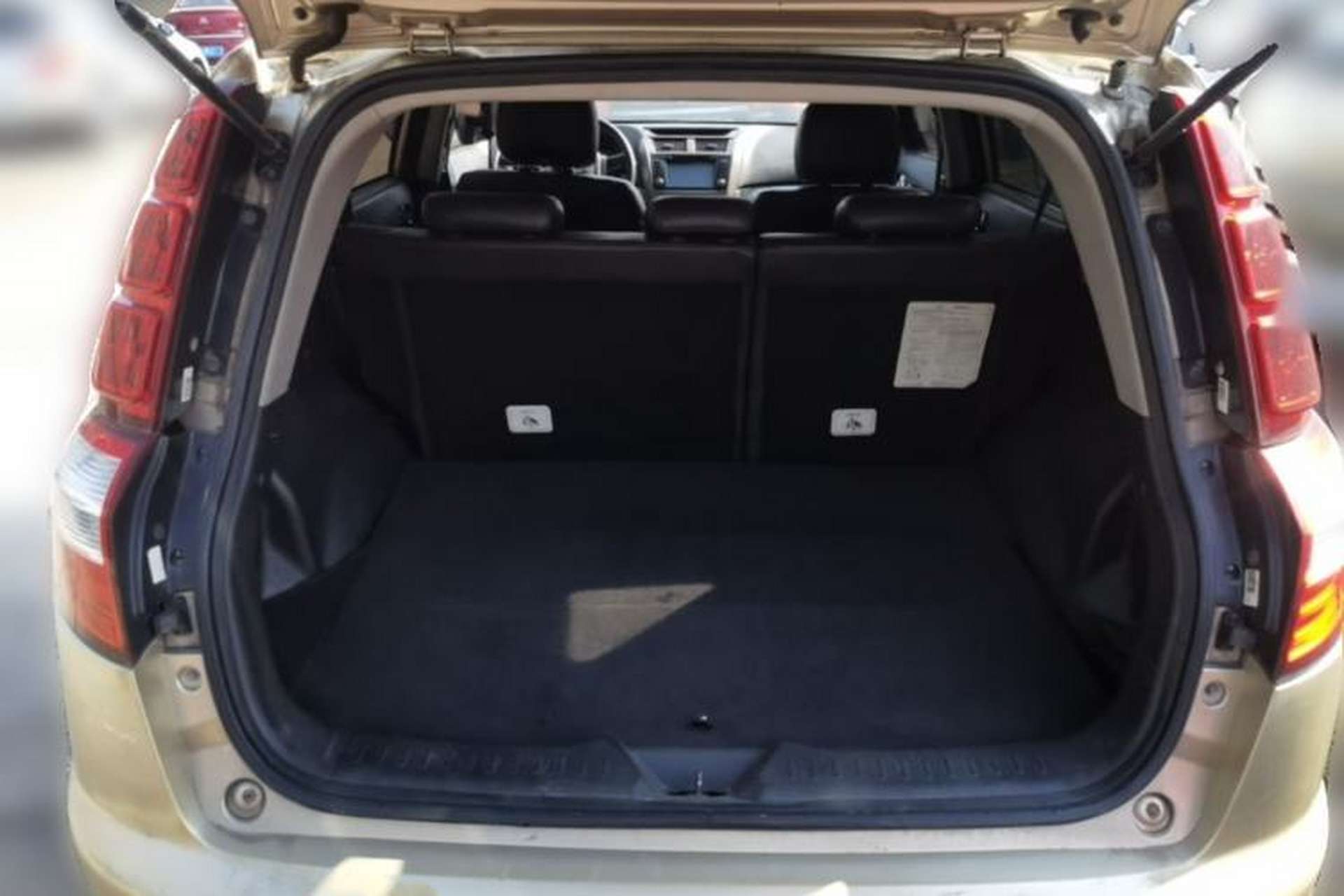 Used Geely Auto GX7 2014 2.0L Automatic Value Edition Trunk