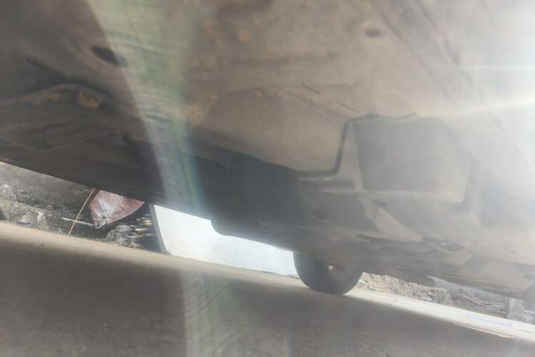 Used Geely Auto GX7 2015 Classic Edition 1.8L Manual Elite Model China IV Chassis Front Left