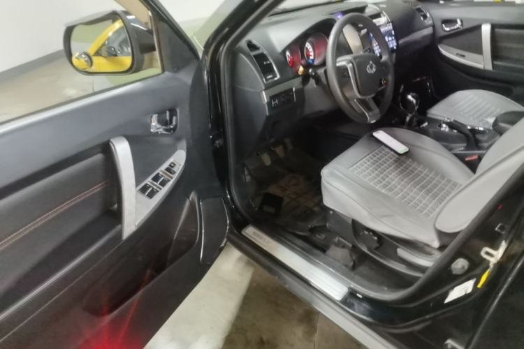 Used Geely Auto GX7 2015 Classic Edition 1.8L Manual New Urban Upgrade Version China IV Standard Driver Seat