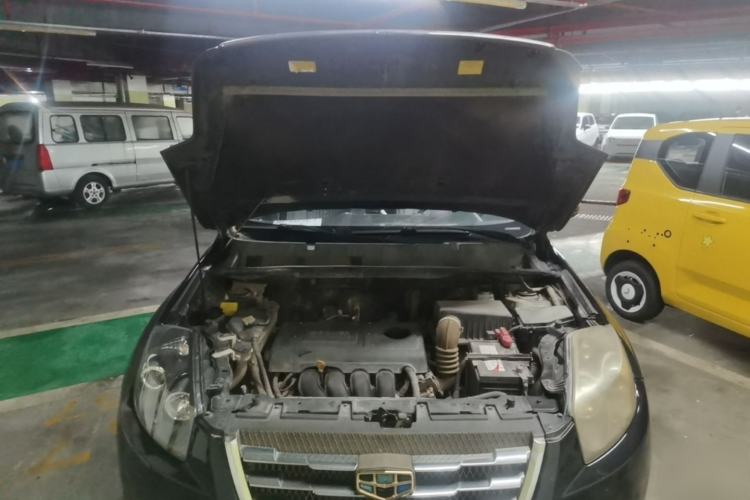 Used Geely Auto GX7 2015 Classic Edition 1.8L Manual New Urban Upgrade Version China IV Standard Engine Bay