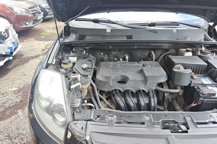 Used Geely Auto GX7 2015 Classic Edition 1.8L Manual Elite Model China V Standard Engine Bay Right