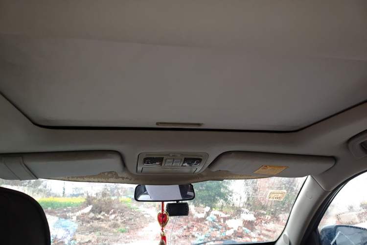 Used Geely Auto GX7 2015 Classic Edition 1.8L Manual Elite Model China V Standard Headliner