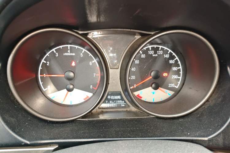 Used Geely Auto GX7 2015 Classic Edition 1.8L Manual Elite Model China V Standard Instrument Cluster