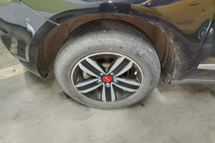 Used Geely Auto GX7 2015 Classic Edition 1.8L Manual New Urban Upgrade Version China IV Standard Left Front Wheel Hub