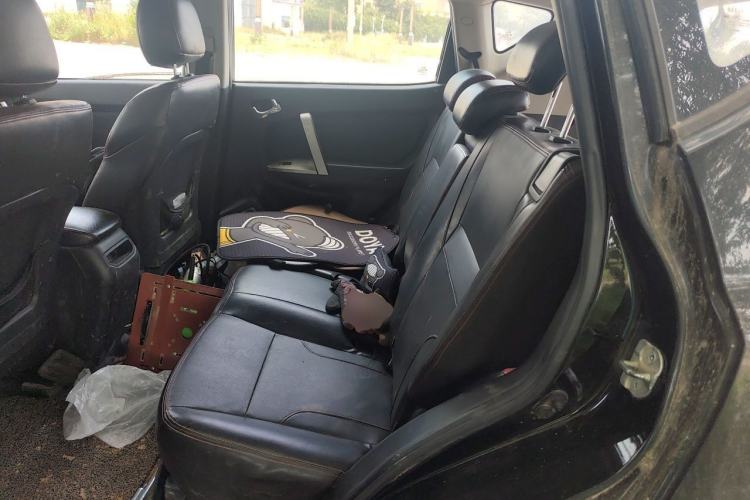 Used Geely Auto GX7 2015 Classic Edition 1.8L Manual Elite Model China IV Left Rear Seat